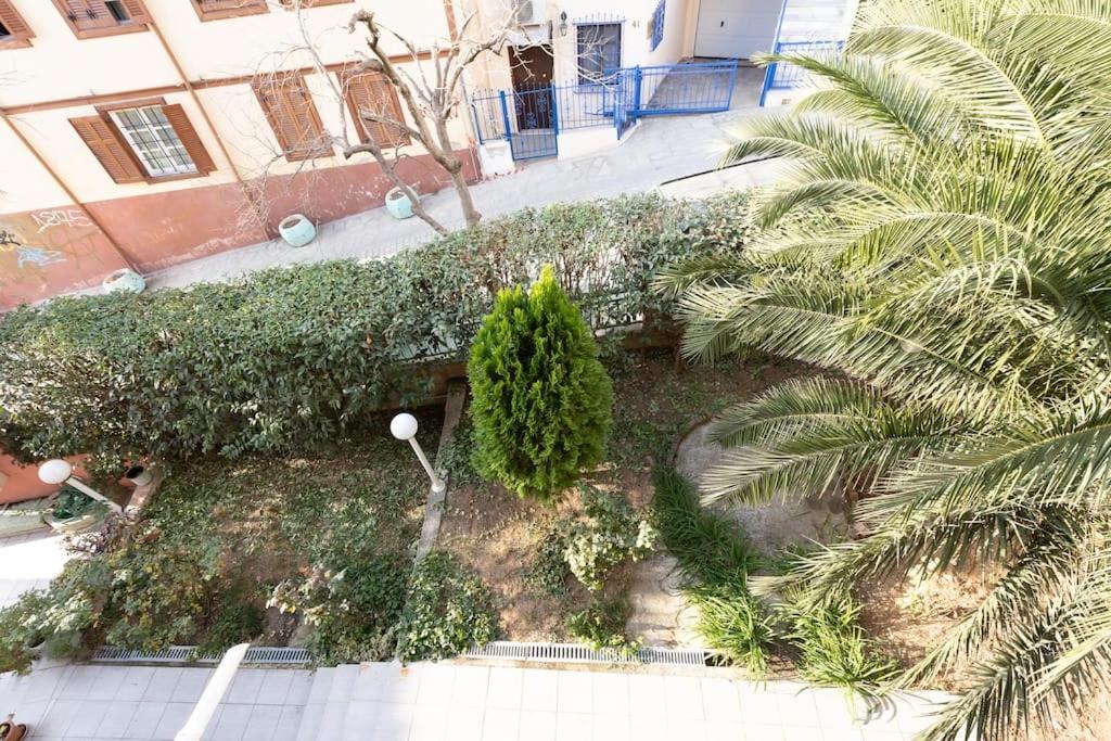 Spacious In Old Town - Private Parking Appartement
